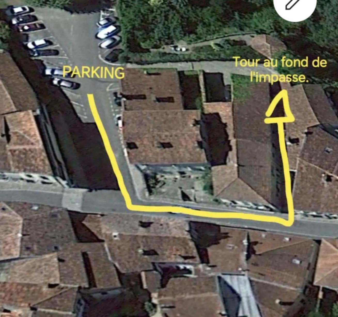 Tour Medievale Fortifiee Entierement Restaure Saint-Sever (Landes)